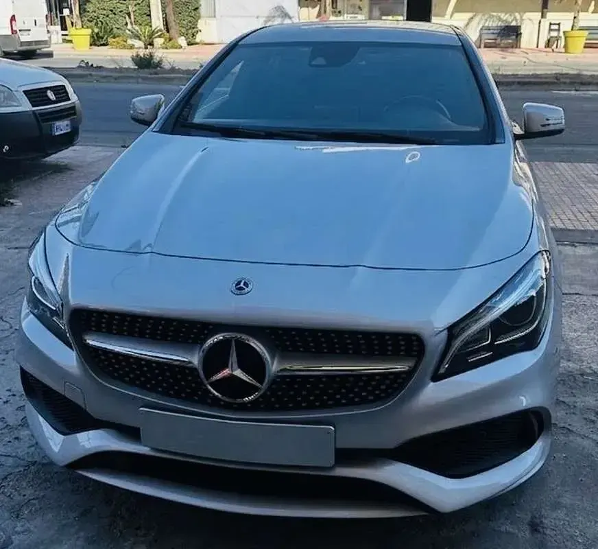 Usata Mercedes CLA220 Shooting Brake AMG line 177 CV (130 kW) 2018 Grigio Station wagon