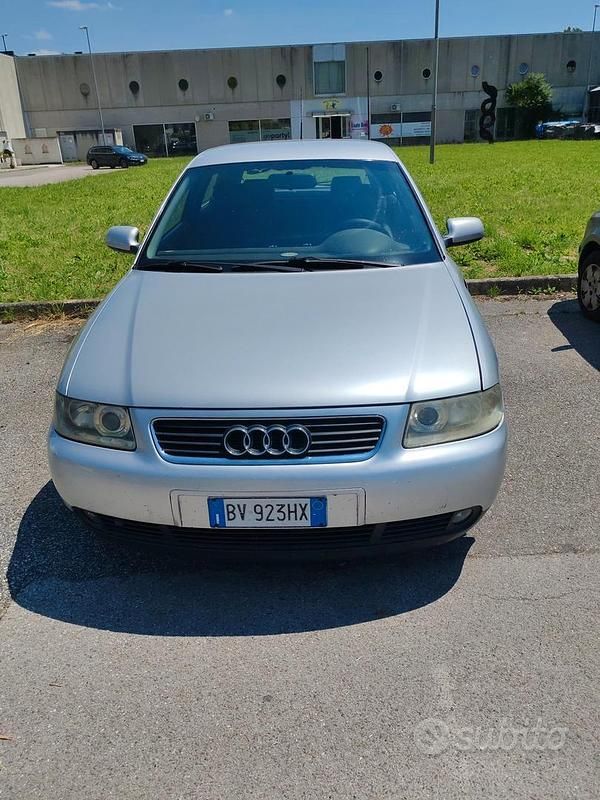 Usata Audi A3 2002 Grigio Utilitaria