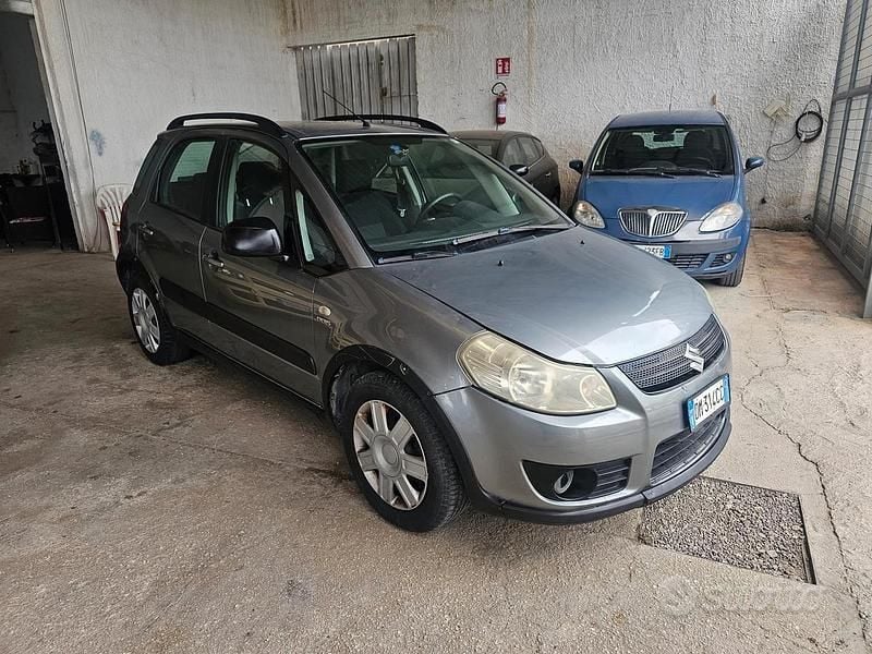 Grigio Usata 2007 Suzuki SX4 Tre volumi | 2800 € - Immagine 1/4