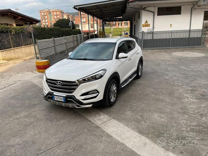 Usata Hyundai Tucson 141 CV (103 kW) 2017 Bianco SUV