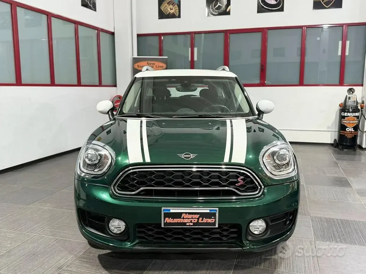 Usata Mini Cooper D Countryman 190 CV (139 kW) 2018 Verde SUV