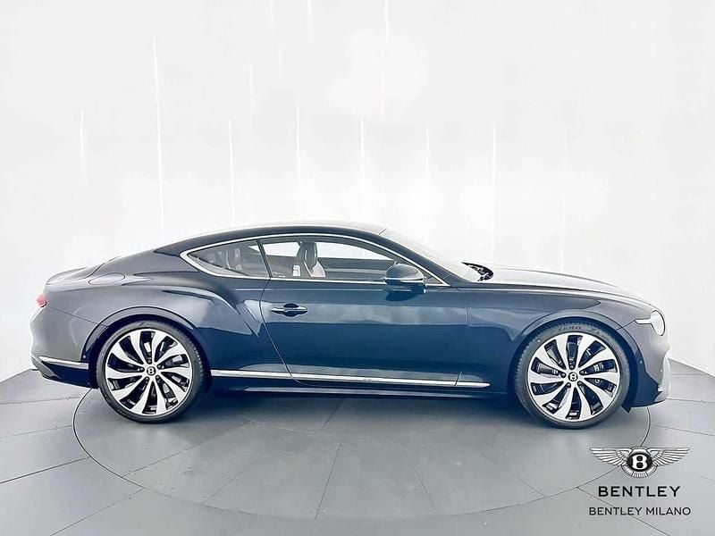 Nuova Bentley Continental 683 CV (502 kW) 2025 Nero Coupé