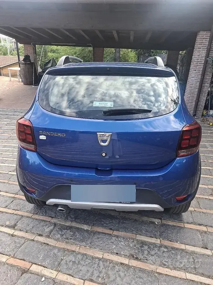 Usata Dacia Sandero 95 CV (69 kW) 2020 Blu Berlina