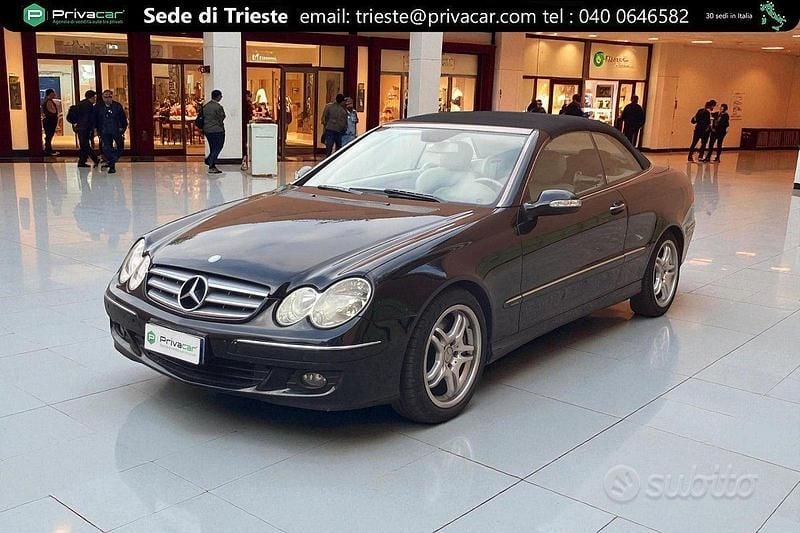 Usata Mercedes CLK320 Elegance 224 CV (164 kW) 2007 Nero Cabrio