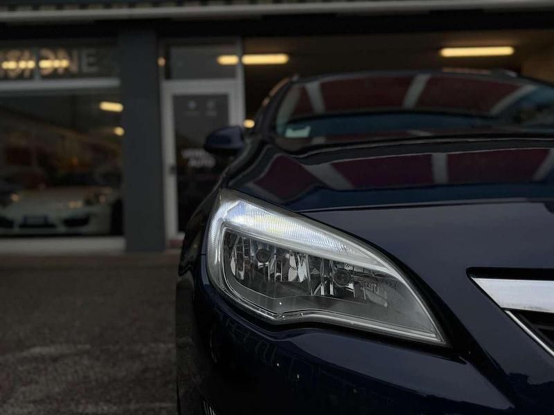 Occasion Opel Astra Cosmo 110 ch (80 kW) 2011 Bleue Break
