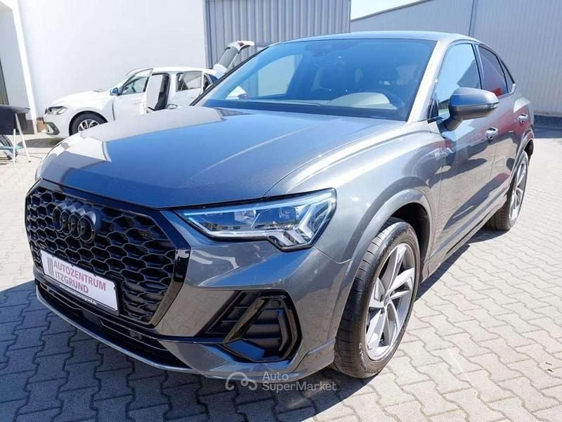 Usata Audi Q3 Sportback S-Line 150 CV (110 kW) 2025 Grigio SUV