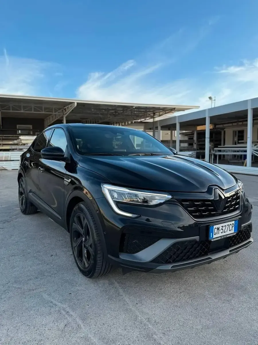Usata Renault Arkana Engineered 93 CV (68 kW) 2023 Nero SUV