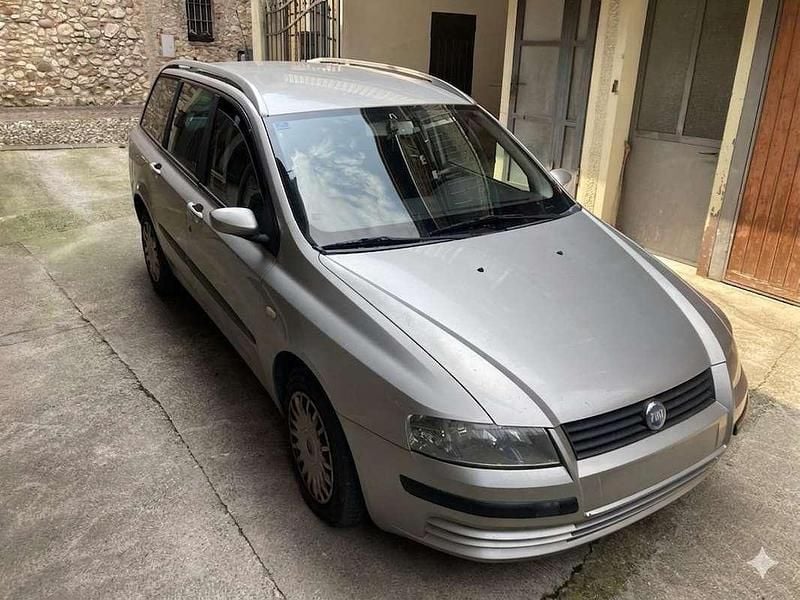 Usata Fiat Stilo 116 CV (85 kW) 2003 Grigio Station wagon