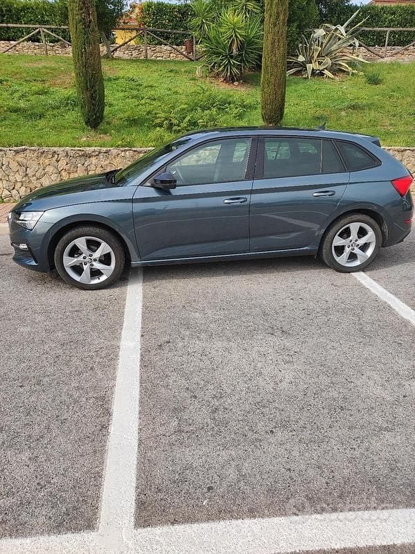 Usata Skoda Scala Sport 90 CV (66 kW) 2021 Grigio Utilitaria