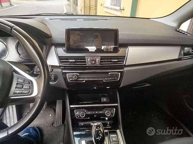 Usata BMW 216 Active Tourer Advantage 116 CV (85 kW) 2018 Blu/azzurro Monovolume