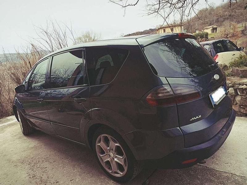 Usata Ford S-MAX S 140 CV (102 kW) 2006 Grigio Monovolume