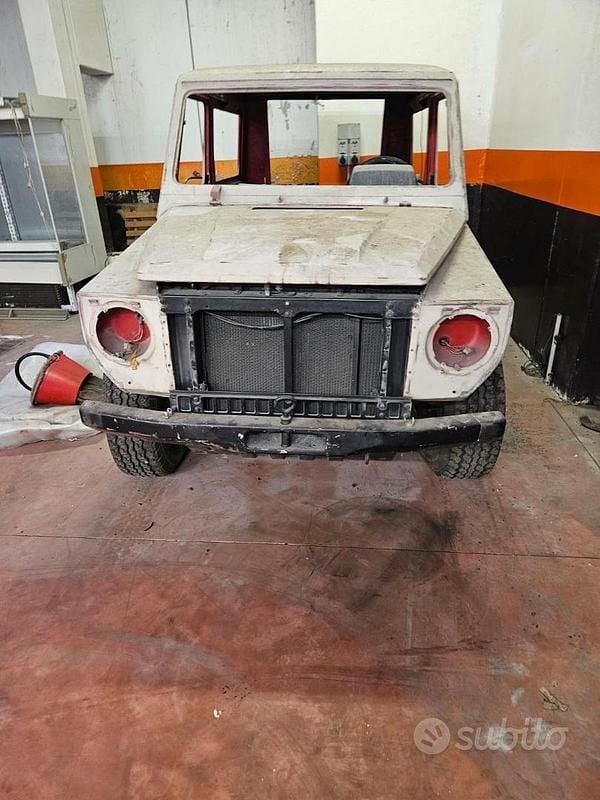 Usata Mercedes G300 88 CV (64 kW) 1983 Rosso SUV