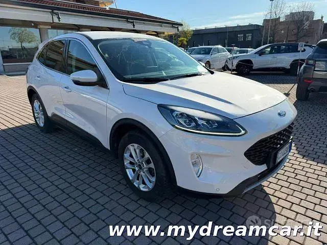 Usata Ford Kuga 129 CV (94 kW) 2021 Bianco SUV