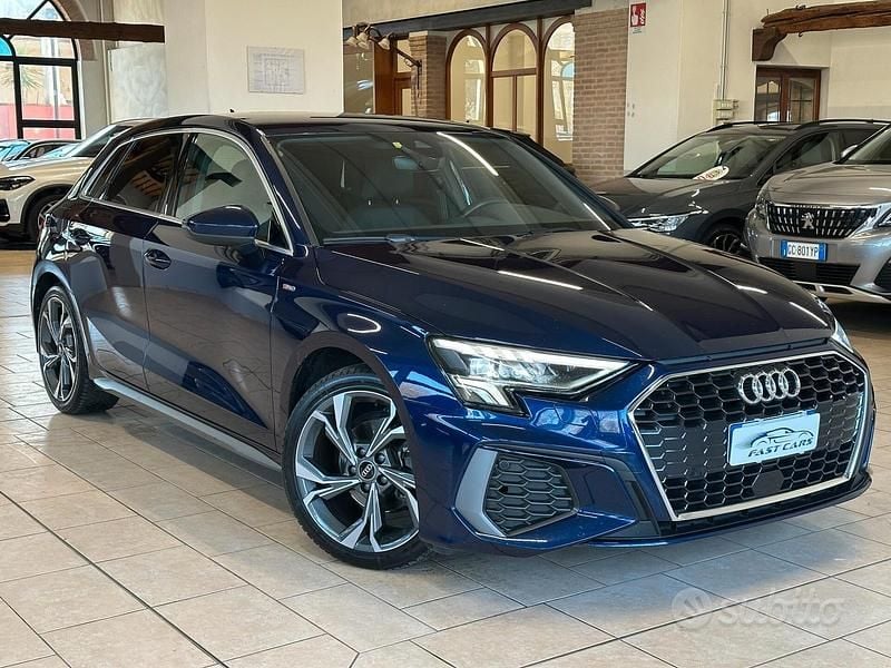Usata Audi A3 S-Line 150 CV (110 kW) 2023 Blu Berlina