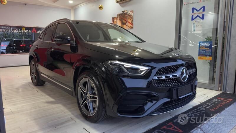 Usata Mercedes GLA200 AMG line 150 CV (110 kW) 2024 Nero SUV