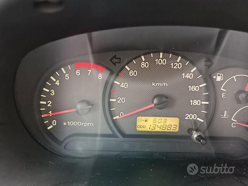 Usata Hyundai Accent 84 CV (61 kW) 2004 Blu Berlina