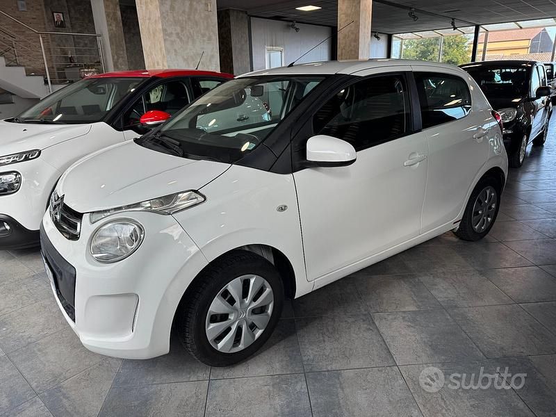 Bianco Usata 2014 Citroën C1 Feel Due volumi | 6999 € (Buon prezzo) - Immagine 1/4