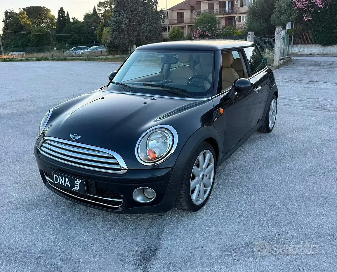 Usata Mini Cooper D Chili 109 CV (80 kW) 2008 Nero Utilitaria