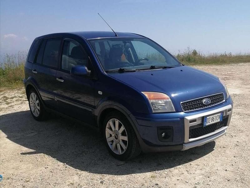 Usata Ford Fusion 68 CV (50 kW) 2009 Utilitaria