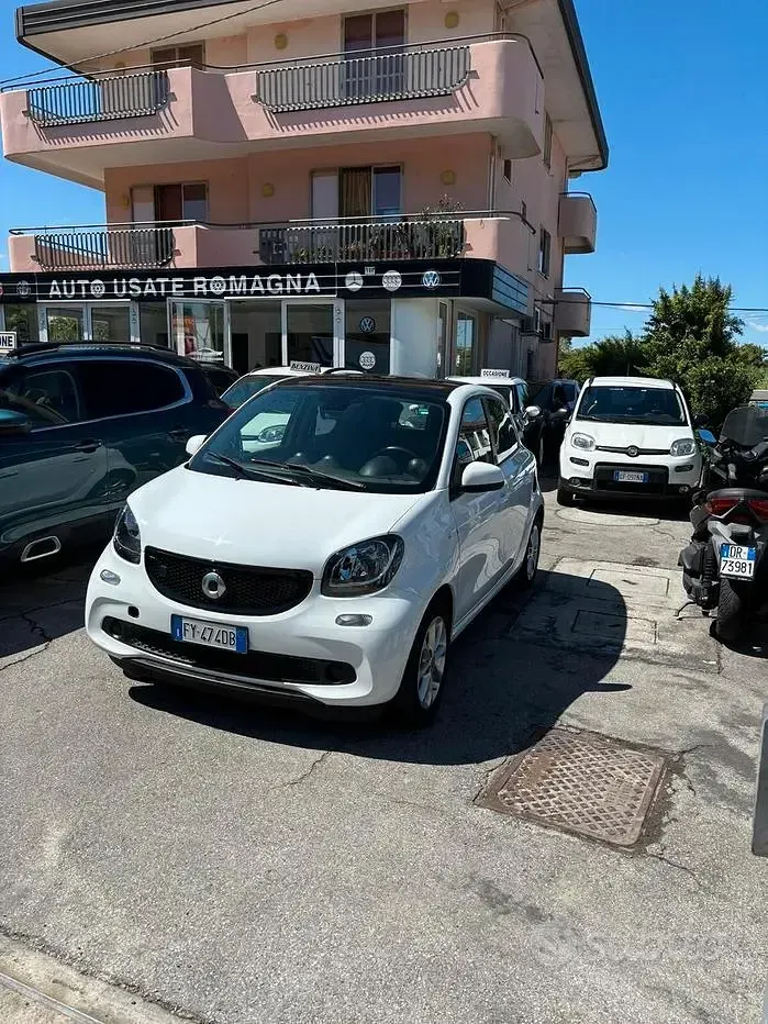 Usata Smart ForFour Electric Drive Passion 41 kW (56 CV) 2019 Bianco Berlina