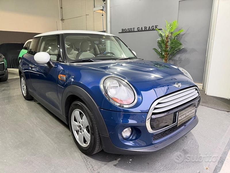 Usata Mini Cooper D 116 CV (85 kW) 2014 Blu Utilitaria