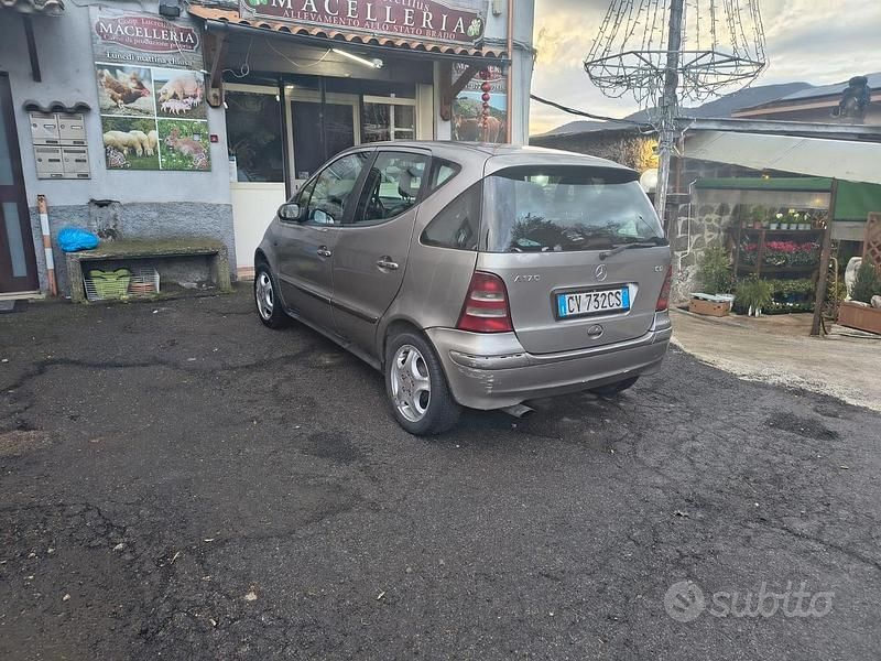 Usata Mercedes A170 95 CV (69 kW) 2005 Grigio Utilitaria