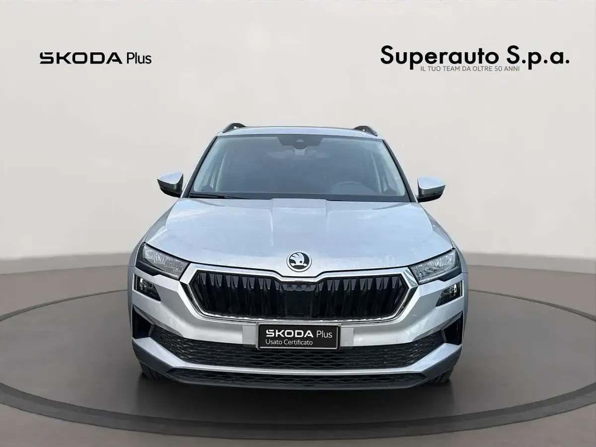 Usata Skoda Karoq Executive 116 CV (85 kW) 2022 Grigio SUV
