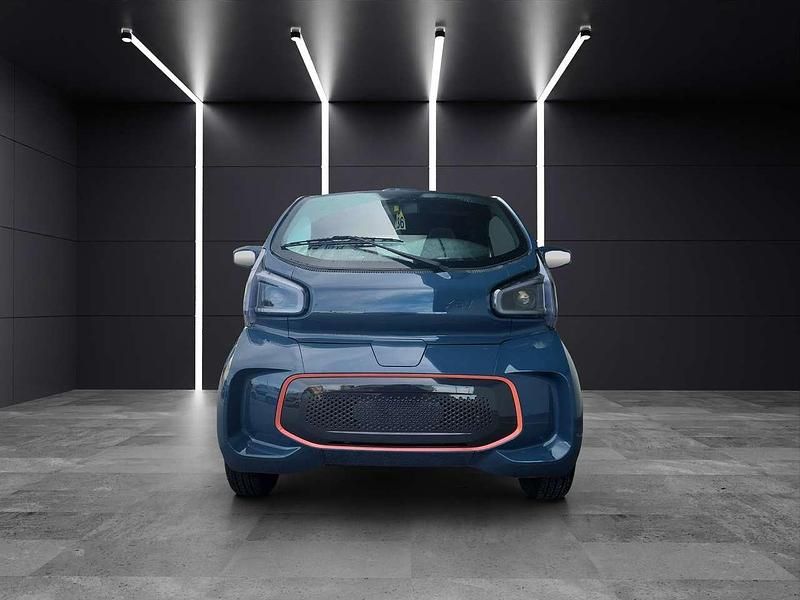 Blu/azzurro Usata 2022 XEV Yoyo Due volumi | 10.500 € (Molto cara) - Immagine 1/4