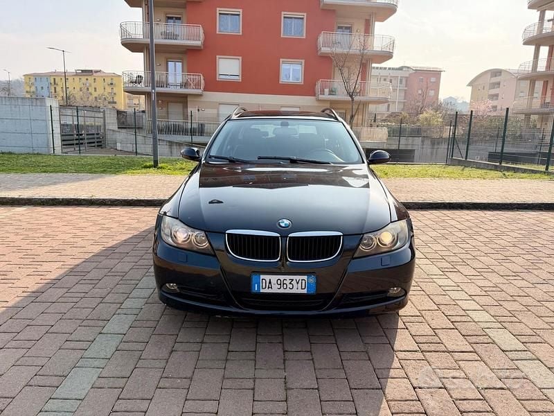 Usata BMW 320 M Sport 163 CV (119 kW) 2007 Nero Station wagon