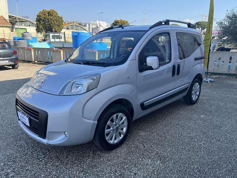 Usata Fiat Qubo Trekking 80 CV (58 kW) 2016 Argento Monovolume