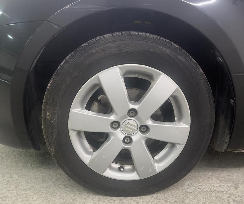 Usata Suzuki Swift 70 CV (51 kW) 2008 Nero Utilitaria