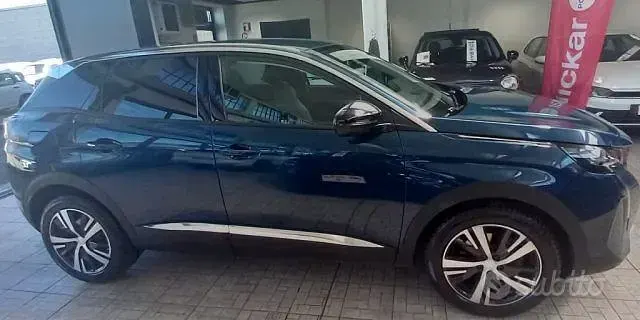 Usata Peugeot 3008 Active 131 CV (96 kW) 2023 Blu SUV