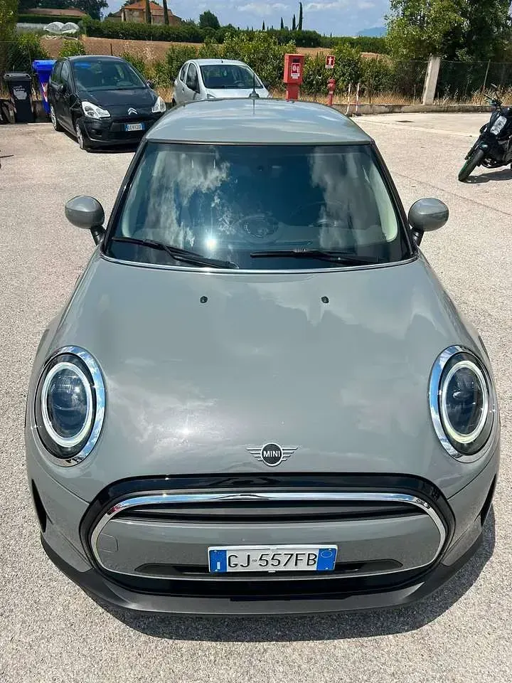Usata Mini ONE Classic 75 CV (55 kW) 2022 Grigio Utilitaria