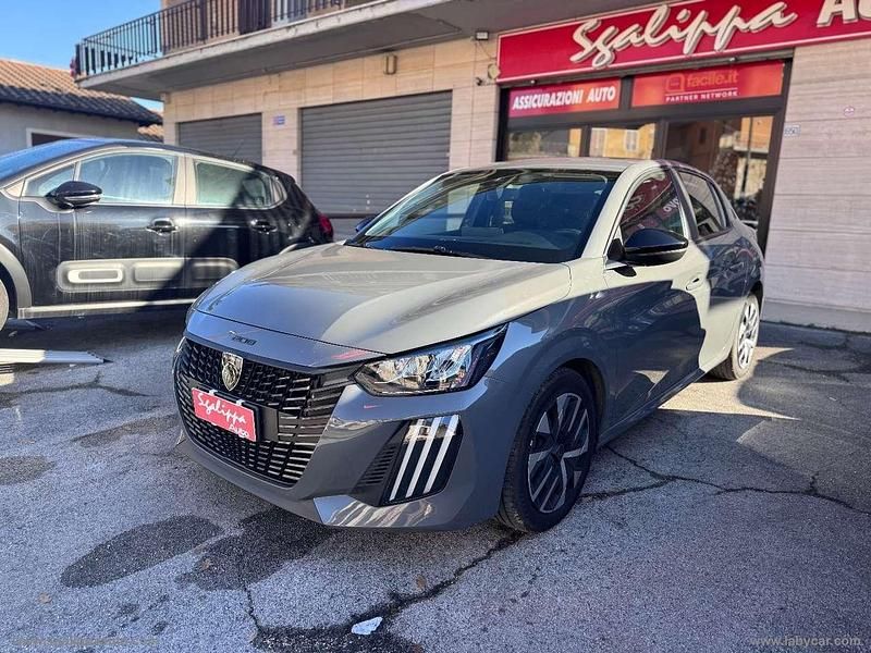 Usata Peugeot 208 Active 102 CV (75 kW) 2024 Grigio Utilitaria