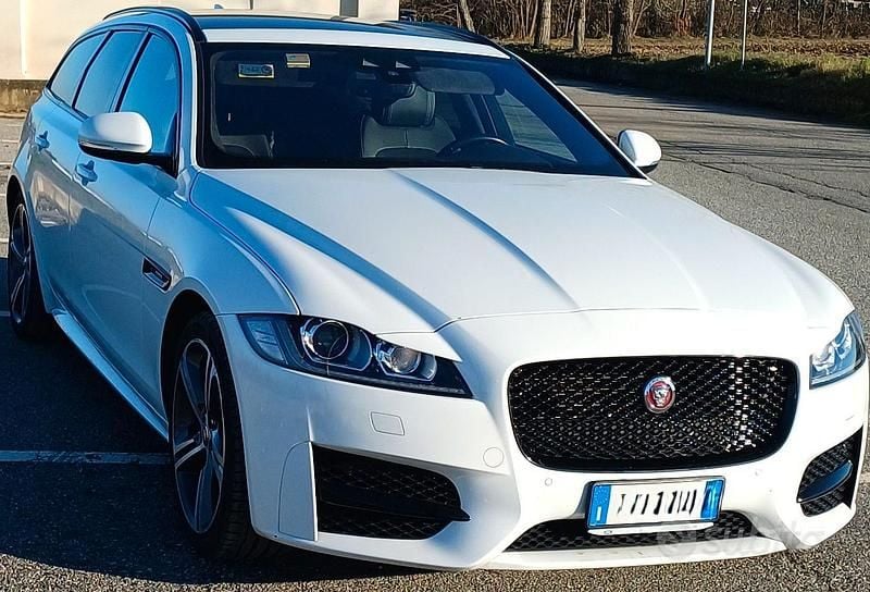 Usata Jaguar XF Sportbrake R 180 CV (132 kW) 2020 Bianco Station wagon