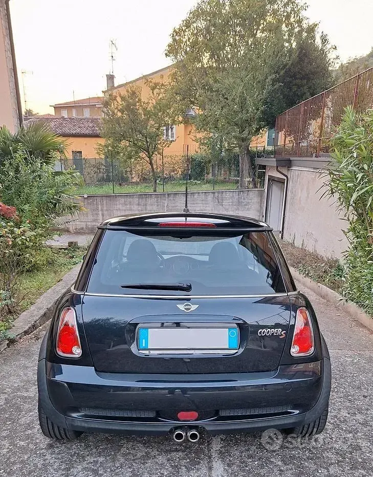 Usata Mini Cooper S 170 CV (125 kW) 2005 Bluazzurro Utilitaria