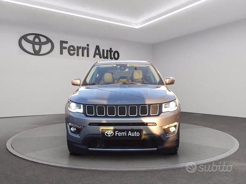 Usata Jeep Compass Limited 140 CV (102 kW) 2019 Grigio SUV