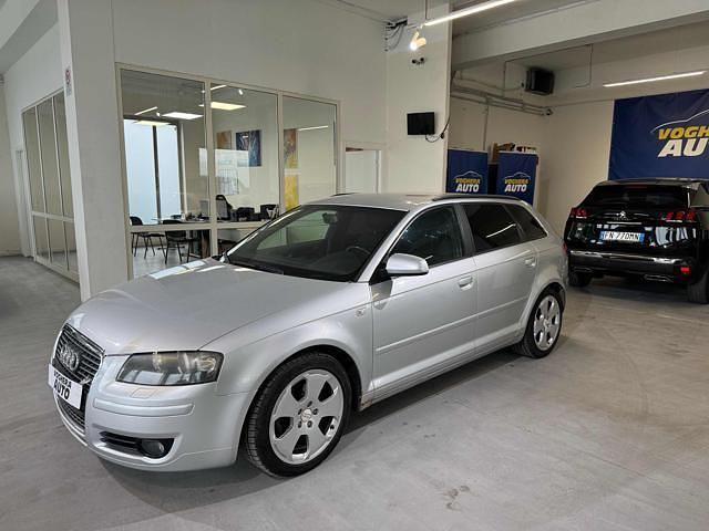 Usata Audi A3 Ambiente 140 CV (102 kW) 2005 Argento Utilitaria