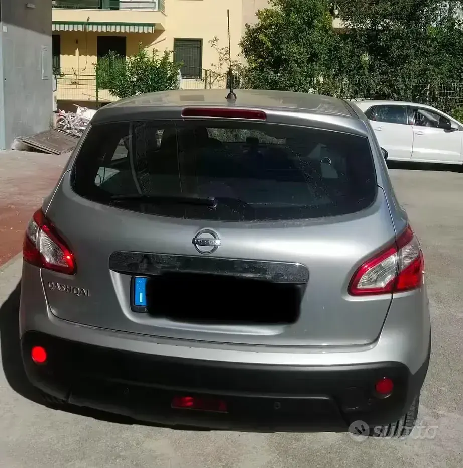 Usata Nissan Qashqai 117 CV (86 kW) 2010 Grigio SUV