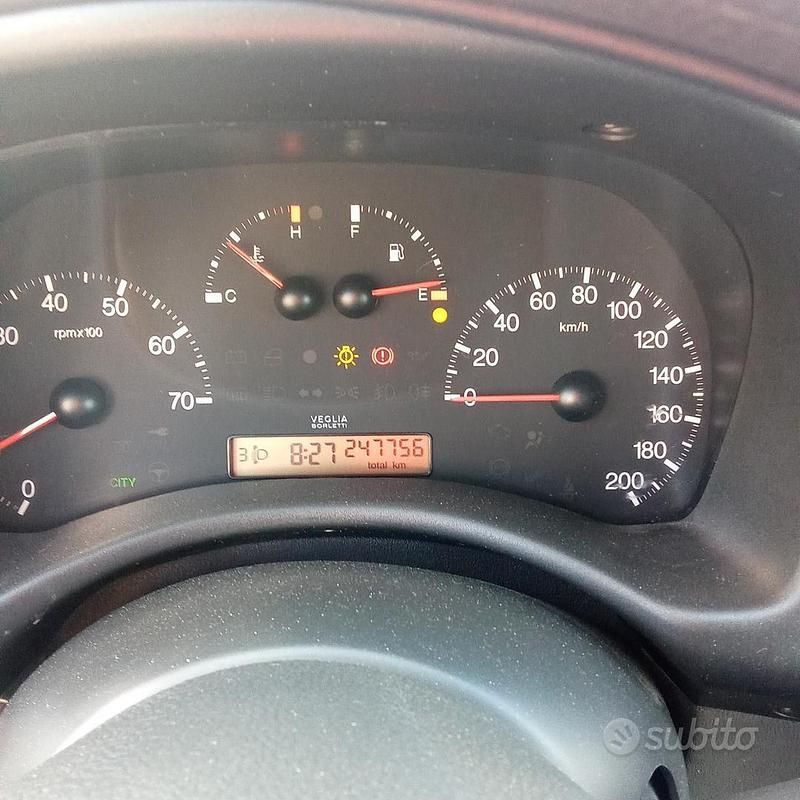 Usata Fiat Punto 2000 Grigio Utilitaria