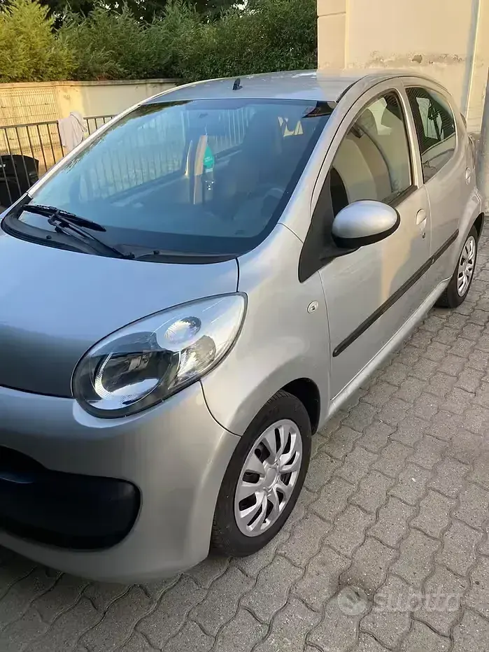 Usata Citroën C1 68 CV (50 kW) 2007 Grigio Utilitaria