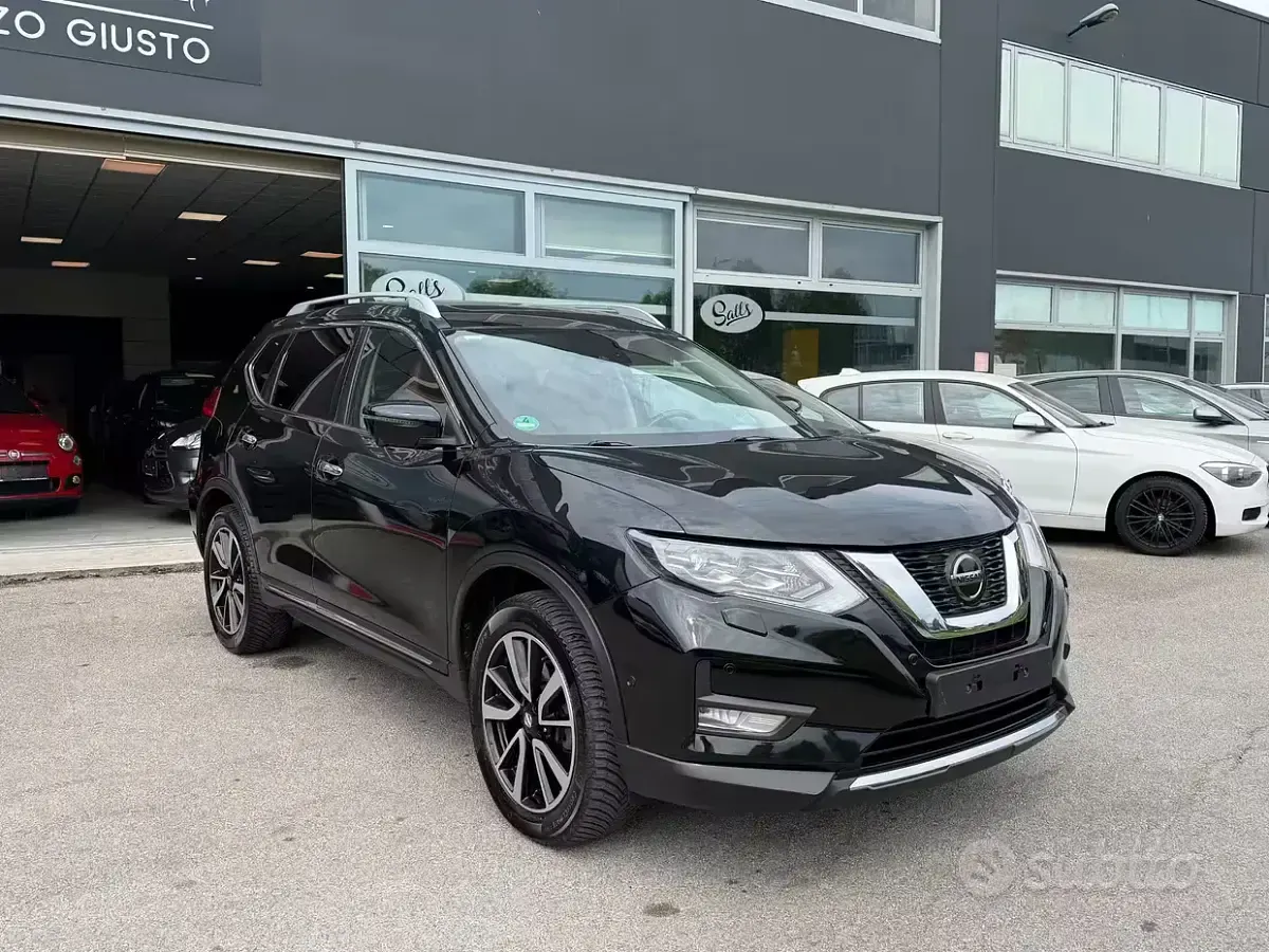 Usata Nissan X-Trail Tekna 150 CV (110 kW) 2020 Nero SUV