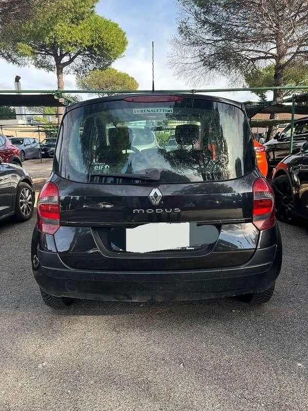 Usata 2011 Renault Modus Monovolume | 4500 € (Buon prezzo) - Immagine 1/4
