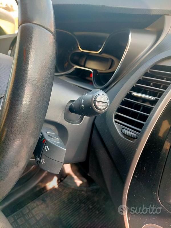 Usata Renault Captur 90 CV (66 kW) 2014 Beige SUV