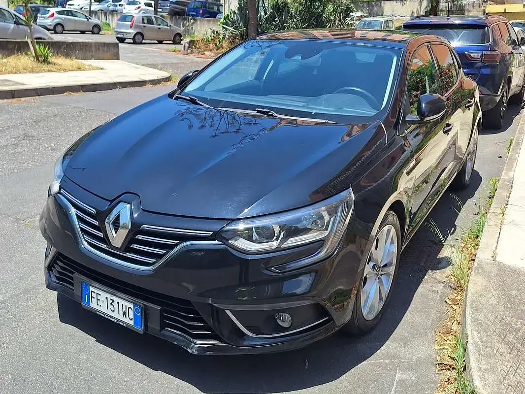 Usata Renault Mégane III Intens 110 CV (80 kW) 2016 Nero Berlina