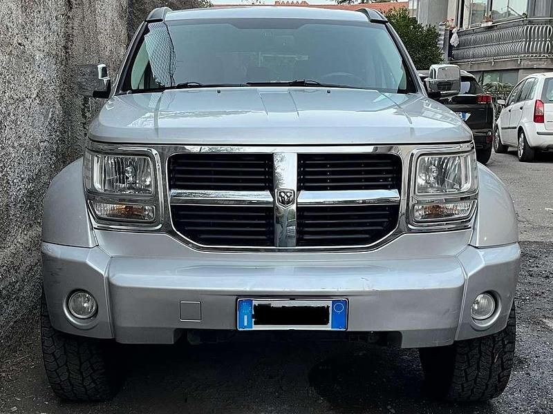 Usata Dodge Nitro SXT 177 CV (130 kW) 2007 Argento SUV