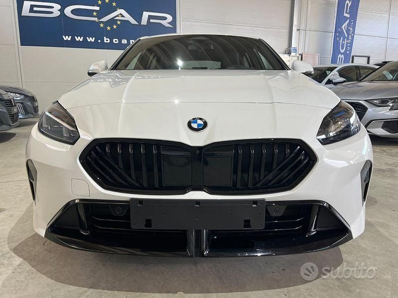 Usata BMW 120 M Sport 156 CV (114 kW) 2025 Bianco Utilitaria