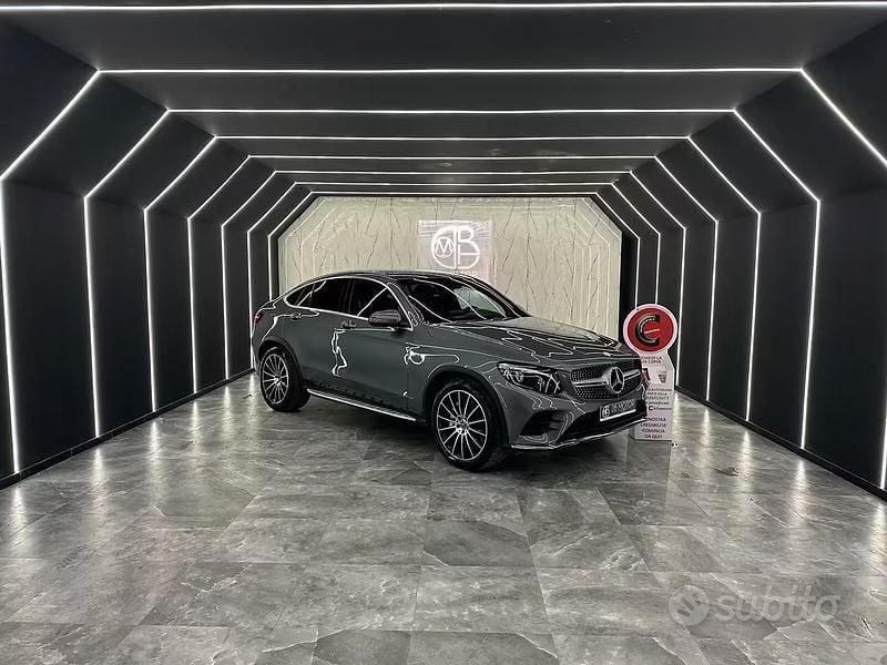 Usata Mercedes GLC250 AMG line 204 CV (150 kW) 2022 Grigio Station wagon
