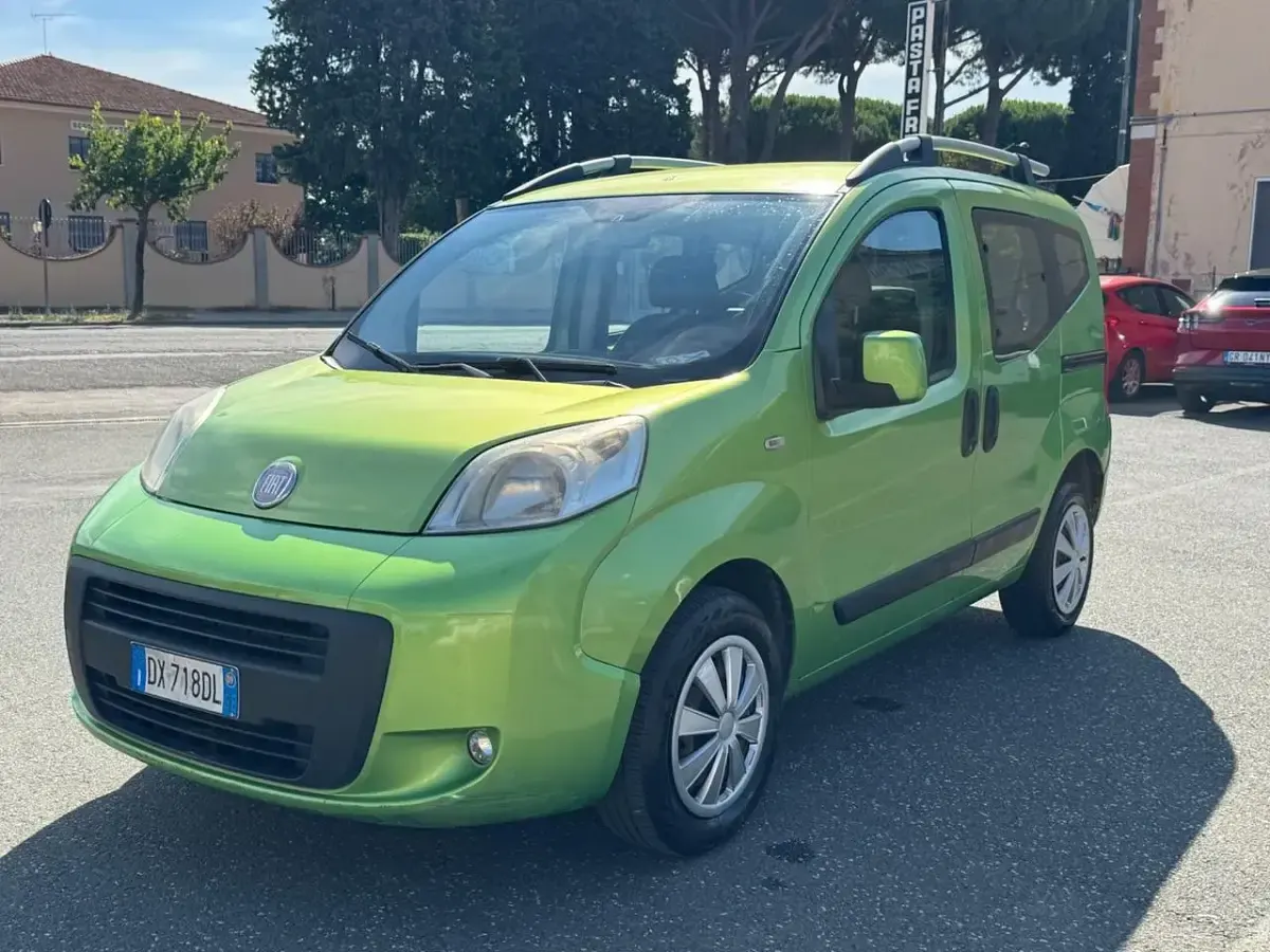 Usata Fiat Qubo Trekking 75 CV (55 kW) 2010 Verde Monovolume