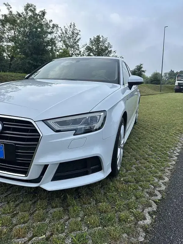 Usata Audi A3 Admired 150 CV (110 kW) 2020 Berlina